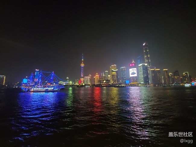s10的夜景拍攝還行吧
