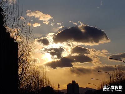 宇宙旗艦，幫你留住最美的春天。
