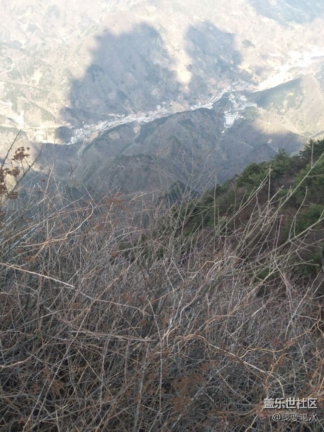 來到了陜西天竺山看看這里的風(fēng)景多美啊