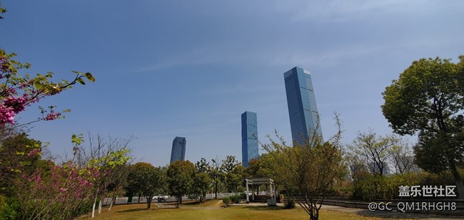 告別了小7迎來了小10，相機還是跟給力的。