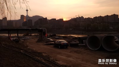 夕陽紅