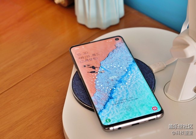 安卓陣營王者歸來，三星S10手機(jī)深度評測