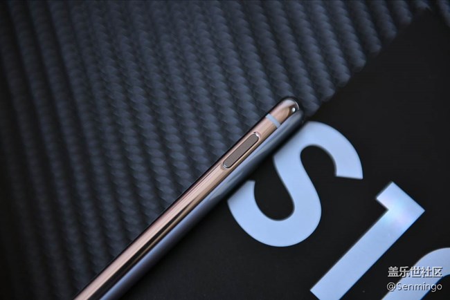 低調(diào)奢華美！三星S10e實(shí)力爆發(fā)，小宇宙也有核能量！