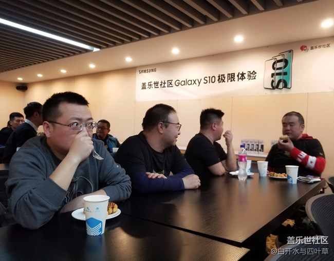 【S10極限體驗(yàn)】速度極限*與鏡頭的碰撞