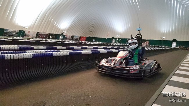 S10極限體驗(yàn)，風(fēng)馳電掣卡丁車