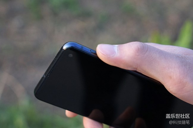 最容易被忽視的"小屏"旗艦，三星Galaxy S10e體驗(yàn)評(píng)測(cè)