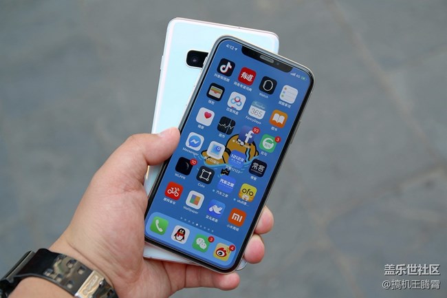 看得見(jiàn)摸得著的全面提升，稱三星Galaxy S10+是機(jī)皇實(shí)至名歸