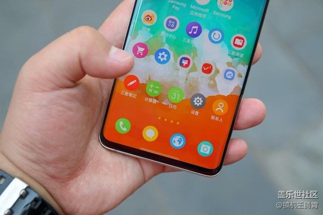 看得見(jiàn)摸得著的全面提升，稱三星Galaxy S10+是機(jī)皇實(shí)至名歸