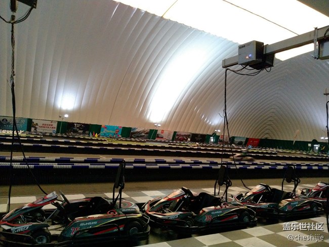 【S10 極限體驗】北京站體驗卡丁車的極速超快感