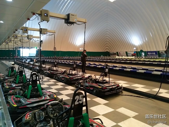 【S10 極限體驗】北京站體驗卡丁車的極速超快感