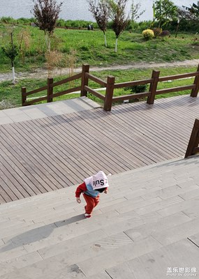 在路上+生活之路