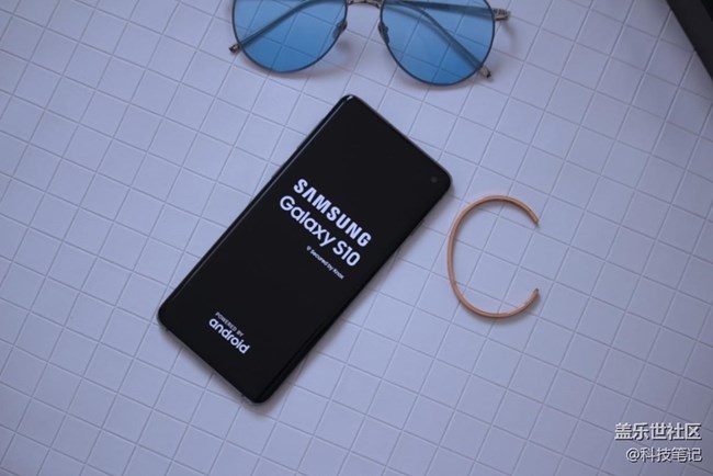 三星Galaxy S10評測:機皇之路的精彩表現(xiàn)讓它神采奕奕 三星Galaxy S10評測:機皇之路的精彩表現(xiàn)讓它神采奕奕