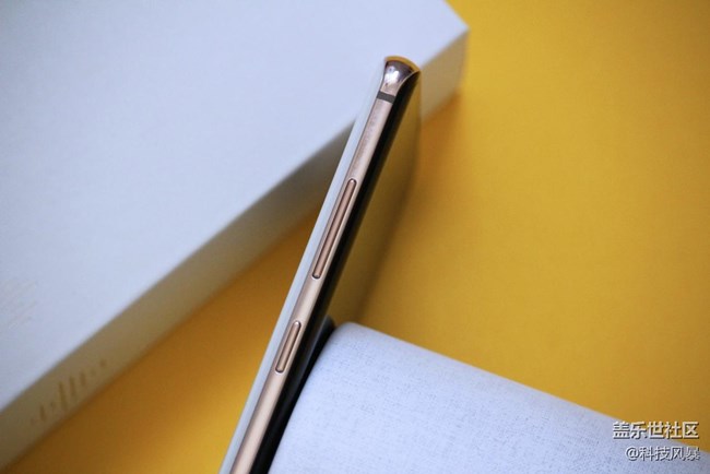 不屑追隨，勇于創(chuàng)新——三星Galaxy S10+定義旗艦機皇