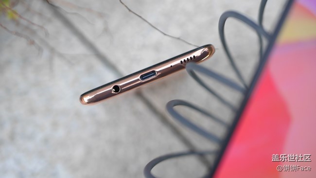 “U”你掌控 三星Galaxy A70美圖賞