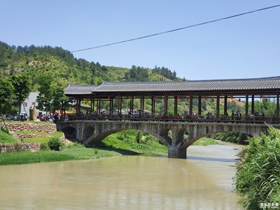 山區(qū)的文化之村，每一所農(nóng)舍都有名字