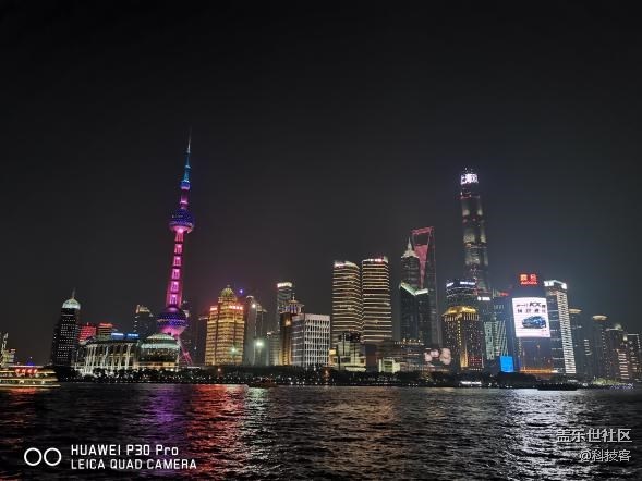 實(shí)力碾壓，三星Galaxy S10+無(wú)愧旗艦之名