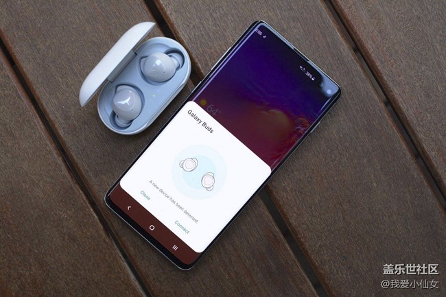 三星Galaxy buds，一款AKG音質的耳機！