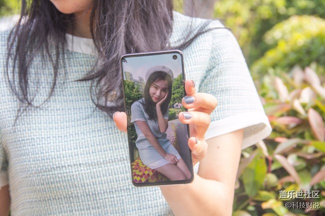 三星Galaxy S10，無法抗拒的魅力，拍照太好用了