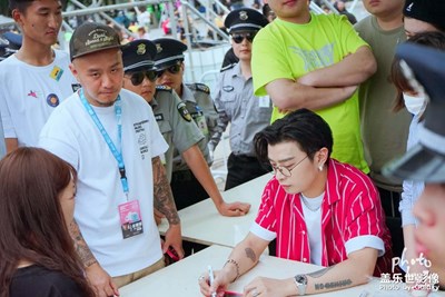 2019西安草莓音樂節(jié)  方大同來了啊