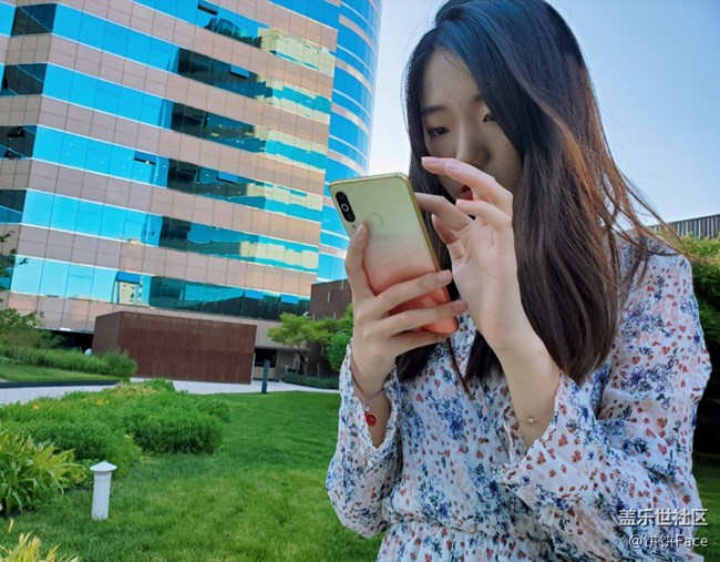 氧氣小仙女和三星Galaxy A60更搭配哦