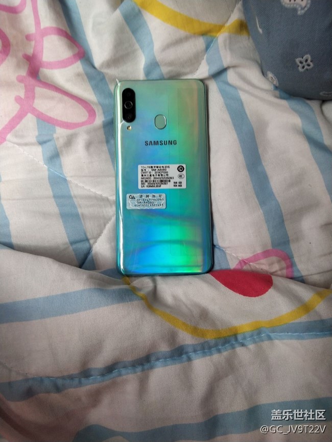 三星第一款性價比手機a60