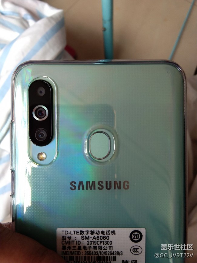 三星第一款性價比手機a60