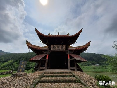 400年的廊橋