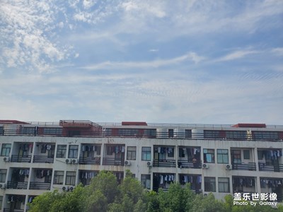 晴空萬里