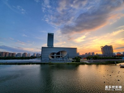 夕陽(yáng)
