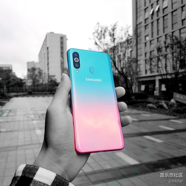 【GalaxyA60系列星粉體驗(yàn)】元?dú)鉂M滿 千萬(wàn)別小看“6小0瞳”