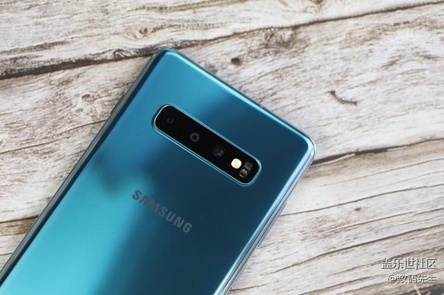 硬核性能旗艦 三星Galaxy S10+上手評(píng)測(cè)