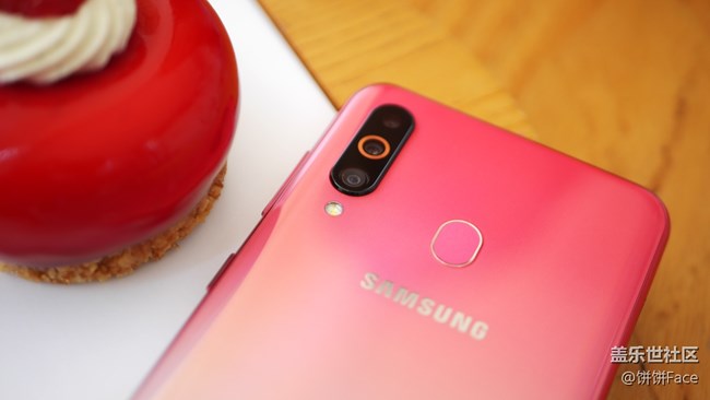 氧氣小仙女和她的三星Galaxy A60桃桃汽汽