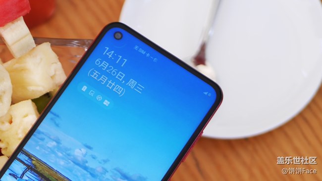 氧氣小仙女和她的三星Galaxy A60桃桃汽汽