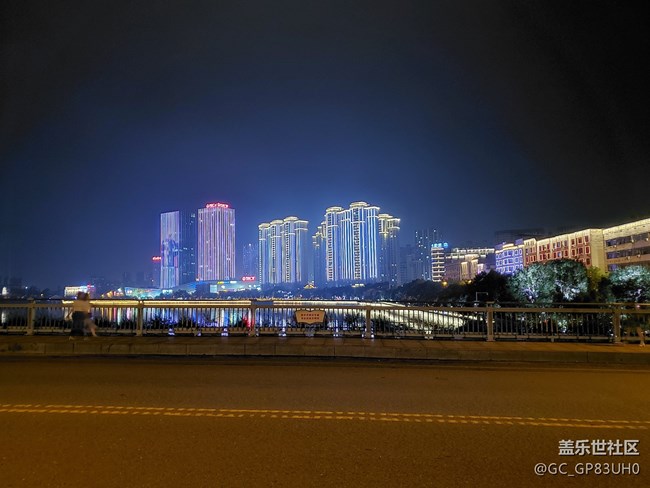 S10更新ASF1十天，抽空隨拍幾張夜景，與大伙共享。