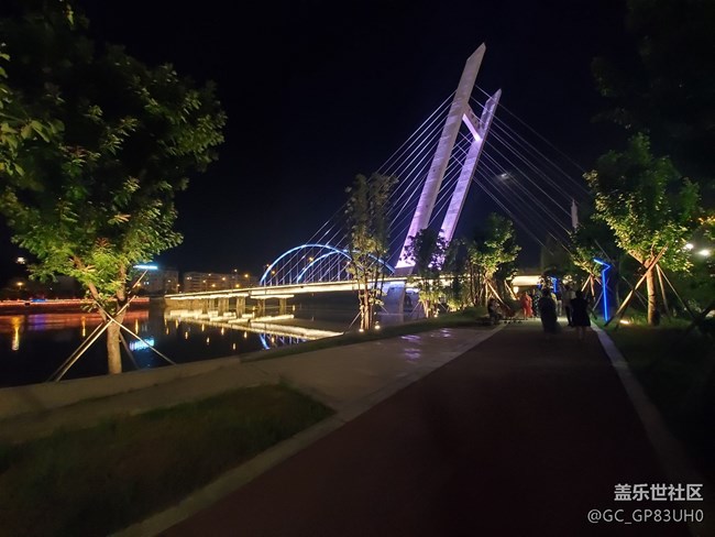 S10更新ASF1十天，抽空隨拍幾張夜景，與大伙共享。