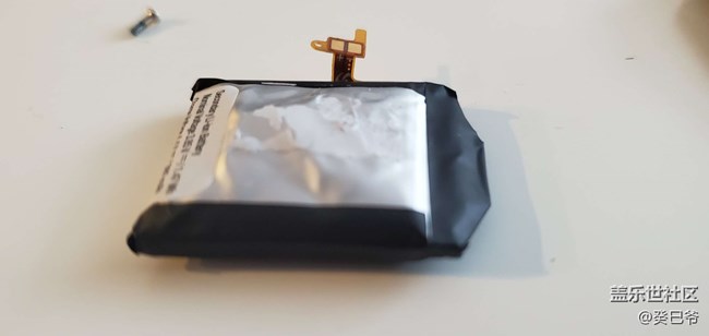 GearS3通過S10共享充電出現(xiàn)電池鼓包，會不會引起B(yǎng)OOM？