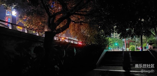 更新以后的夜景模式，真香 復雜光線環(huán)境輕松解決