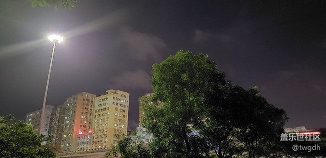 更新以后的夜景模式，真香 復雜光線環(huán)境輕松解決