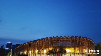 【向往的天空】+黎光幕城