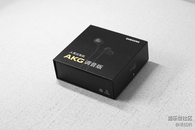 【“聲”來(lái)不同凡響】入耳式耳機(jī)AKG調(diào)音版開箱