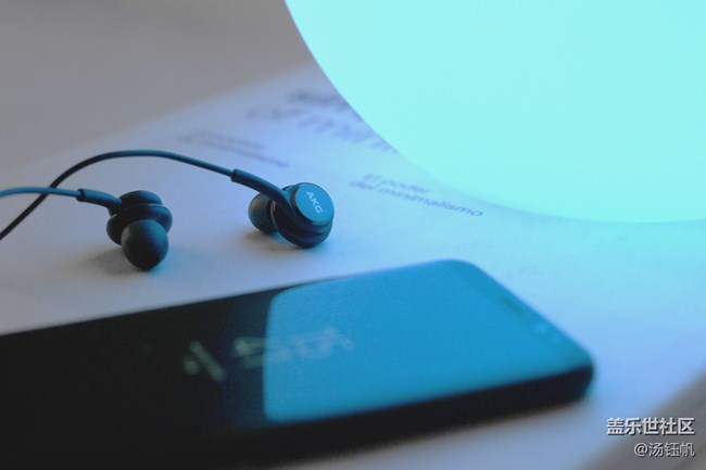 【“聲”來(lái)不同凡響】入耳式耳機(jī)AKG調(diào)音版開箱