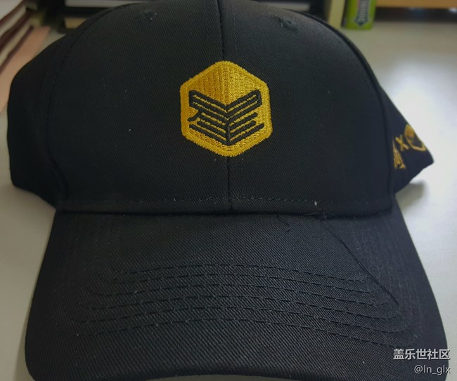 星幣兌換的帽子到了