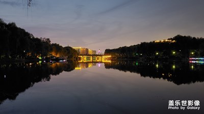 【盛夏光年】+夜晚的清涼、寧靜