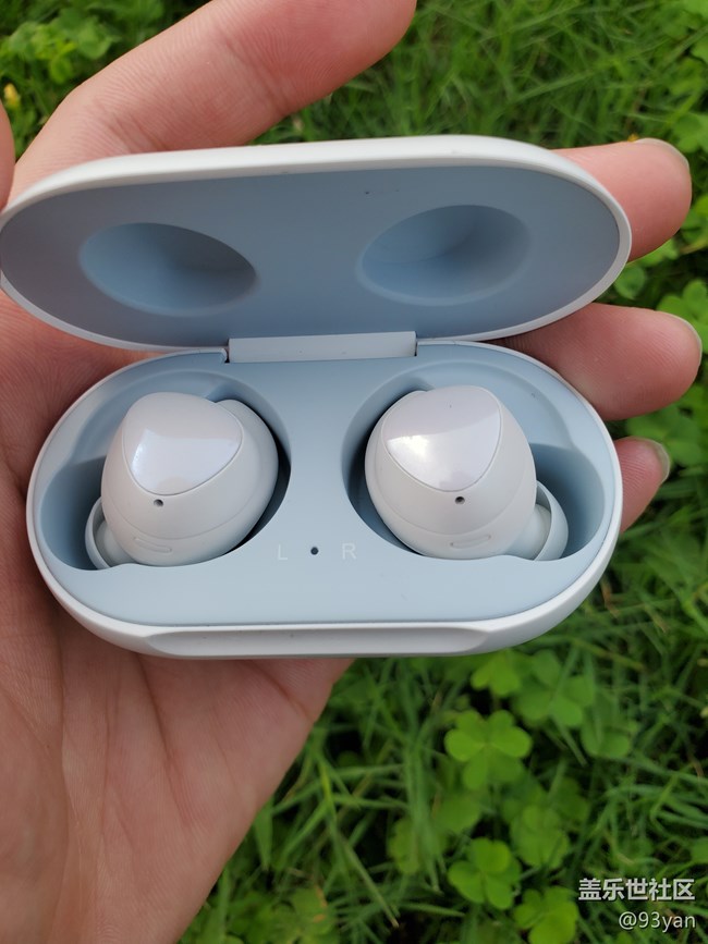 galaxy buds（外觀）