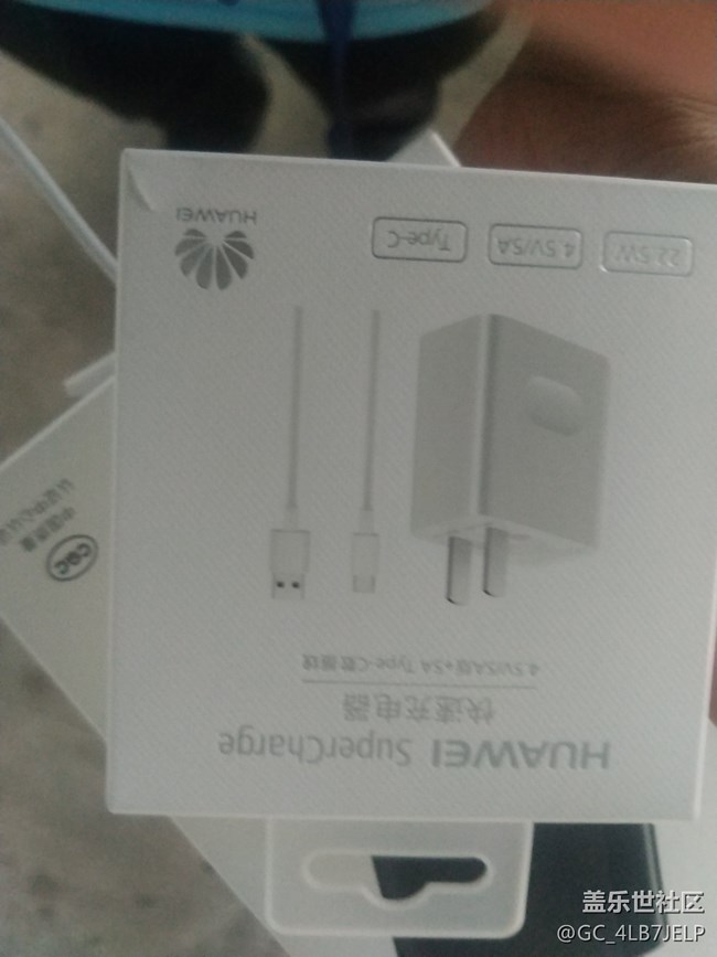 好多三星手機(jī)店不買(mǎi)三星手機(jī)配套的手機(jī)充電器