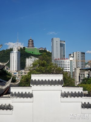 貴陽，久雨放晴