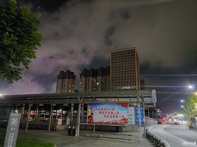 s10+直出，電腦端上傳，感覺效果一般，放大了糊