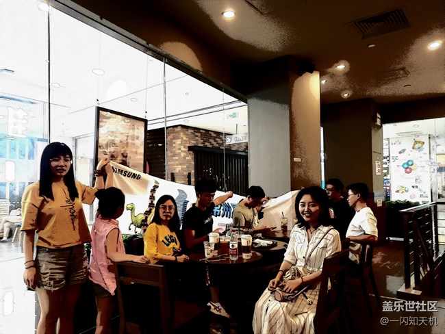 社區(qū)四周年生日快樂！