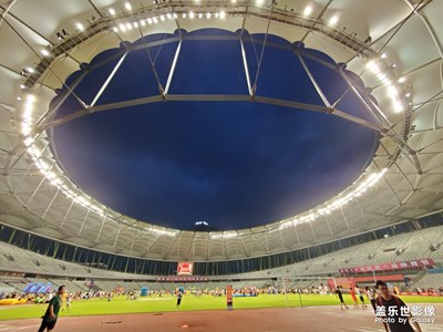 夜拍寶體足球場