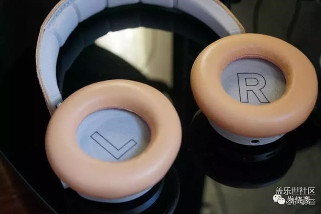 你可能猜不到結(jié)果的六款大牌降噪耳機(jī)面對(duì)面PK 你可能猜不到結(jié)果的六款大牌降噪耳機(jī)面對(duì)面PK